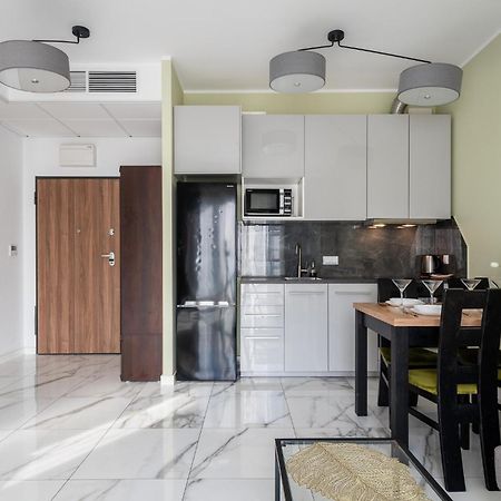 Prymasa Tysiaclecia 83A Separate Bedroom Free Garage By Perfect Apart 634 Warschau Exterior foto
